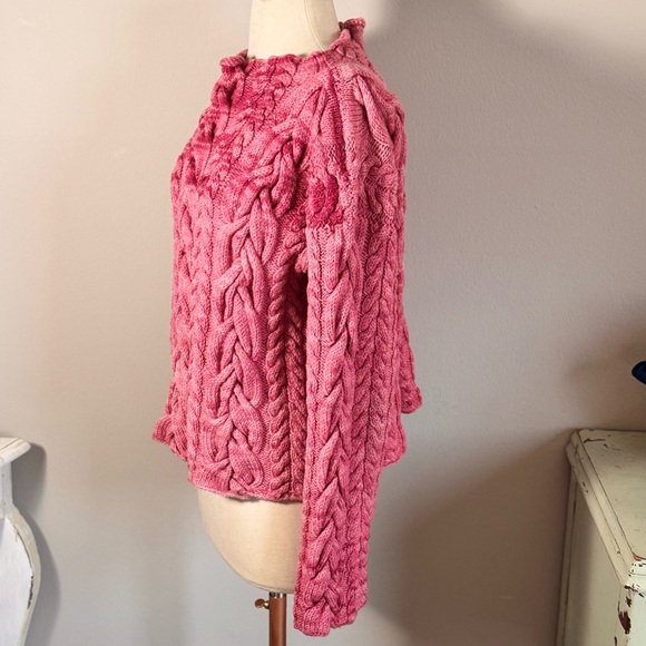 Handmade Chunky Knit Sweater - Picture 5 of 10